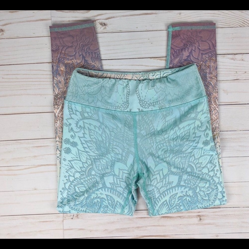 Evolution And Creation 7/8 Legging - image 2